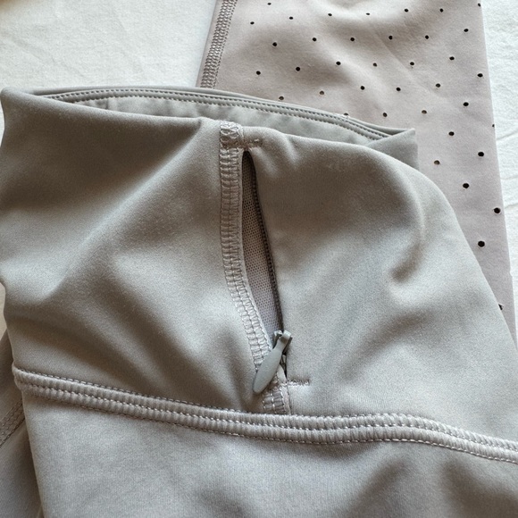 Athleta Laser Cut Mauve Ombré Leggings - Picture 12 of 17